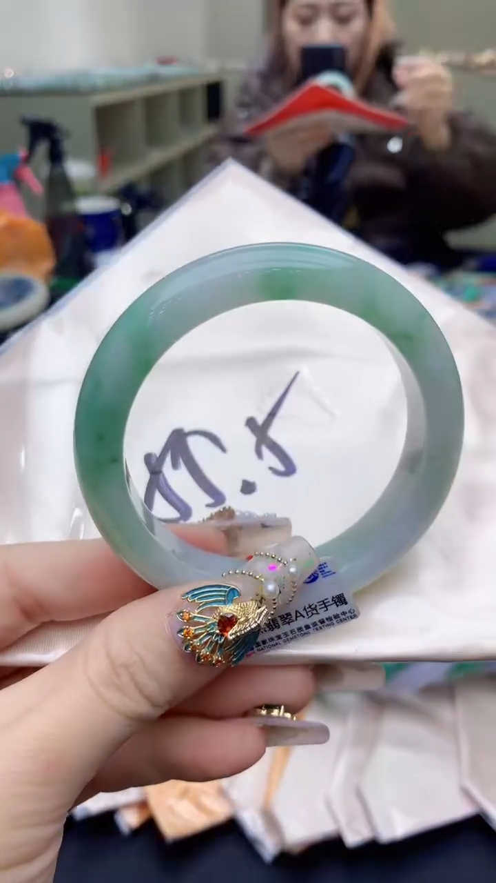 【闪购商品】翡翠手镯未镶嵌0112438947