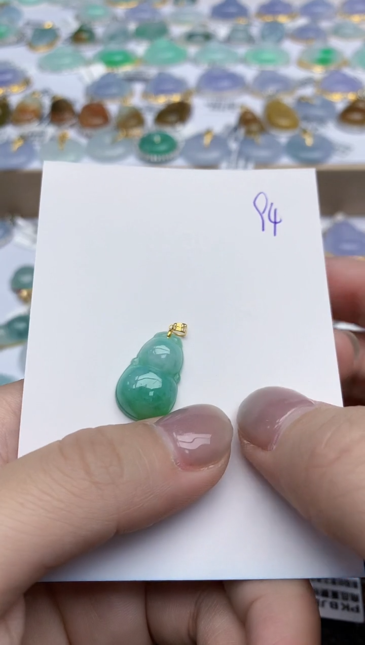 【闪购商品】翡翠颈饰18K金镶嵌天然翡翠A货