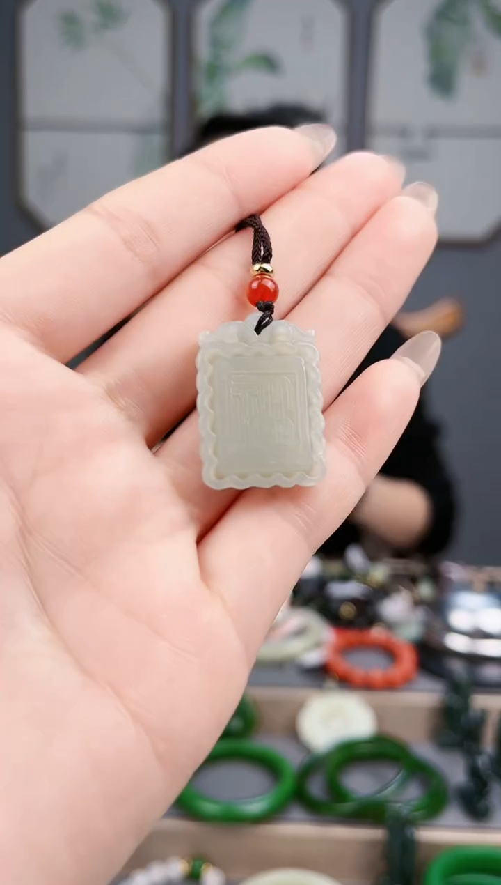 【闪购商品】和田玉颈饰未镶嵌AA多样性发货 拍一发一