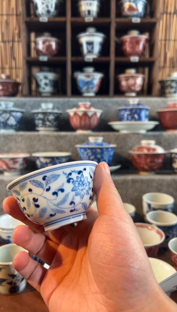 【闪购商品】a084天禄言瓷缠枝莲杯子