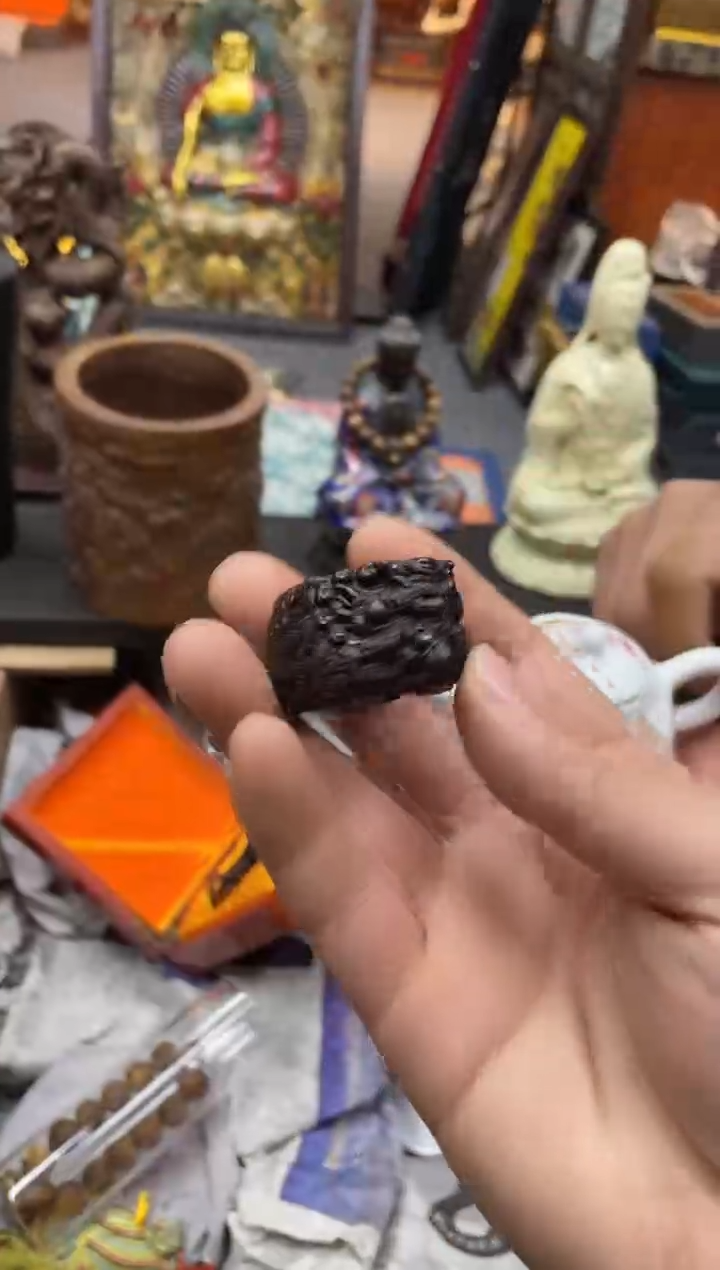【闪购商品】大叶紫檀（黑酸枝木类） 