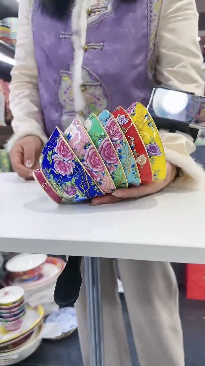 【闪购商品】瓷片4.7英寸花口碗10只混色景德镇