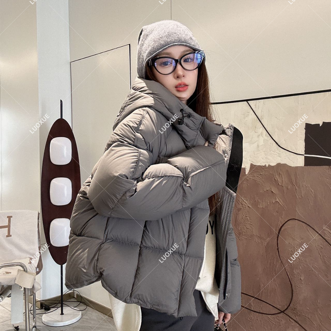 LUOXUE极简90绒 云朵泡芙羽绒服蓬松保暖 90白鸭绒宽松加厚连帽款