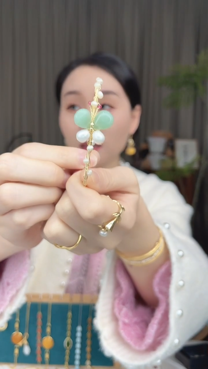 未镶嵌手镯淡水珍珠绿蝴蝶珍珠手镯