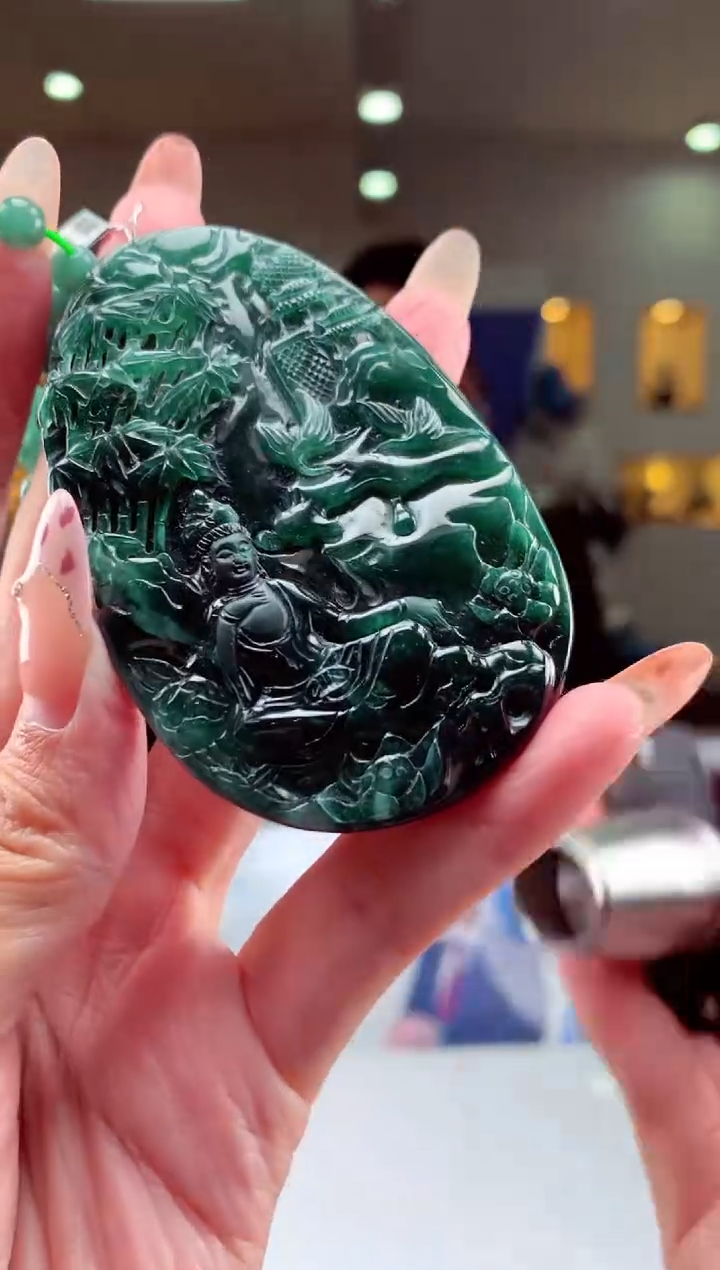 【闪购商品】定制翡翠未镶嵌挂件发货（拍一发一）