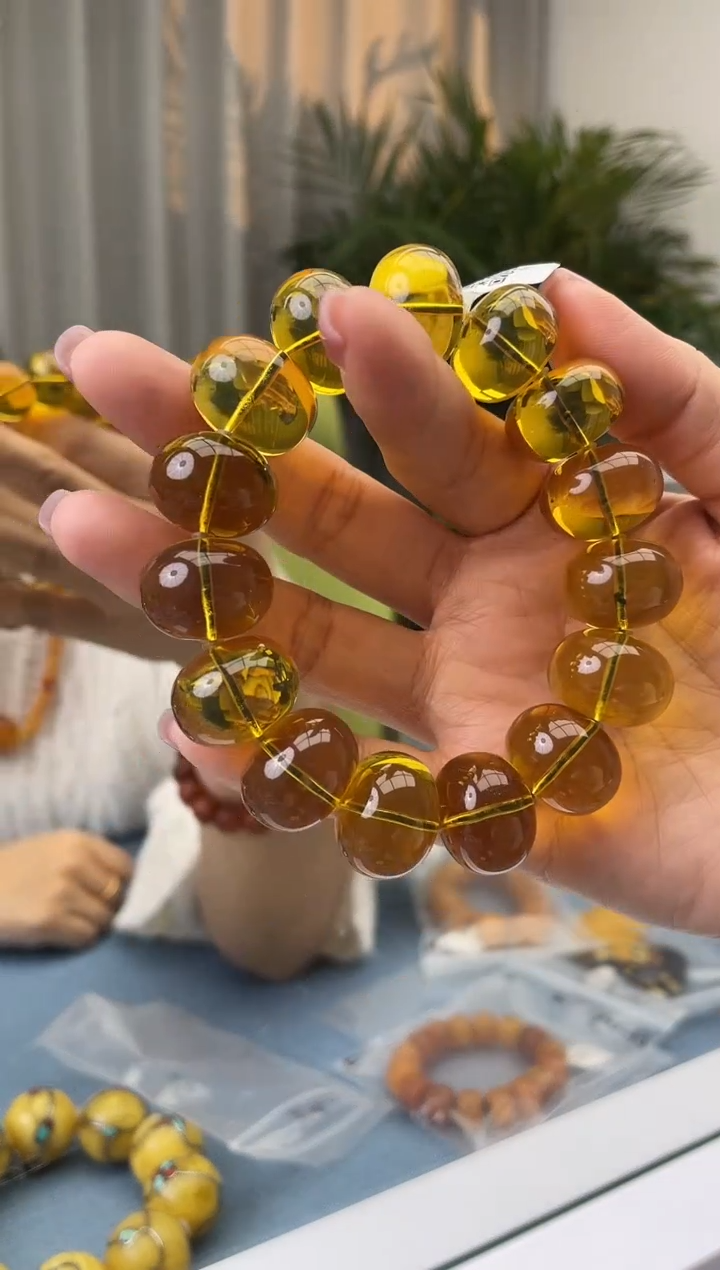 【闪购商品】琥珀珠宝奇石未镶嵌假一罚十，发一件048.19