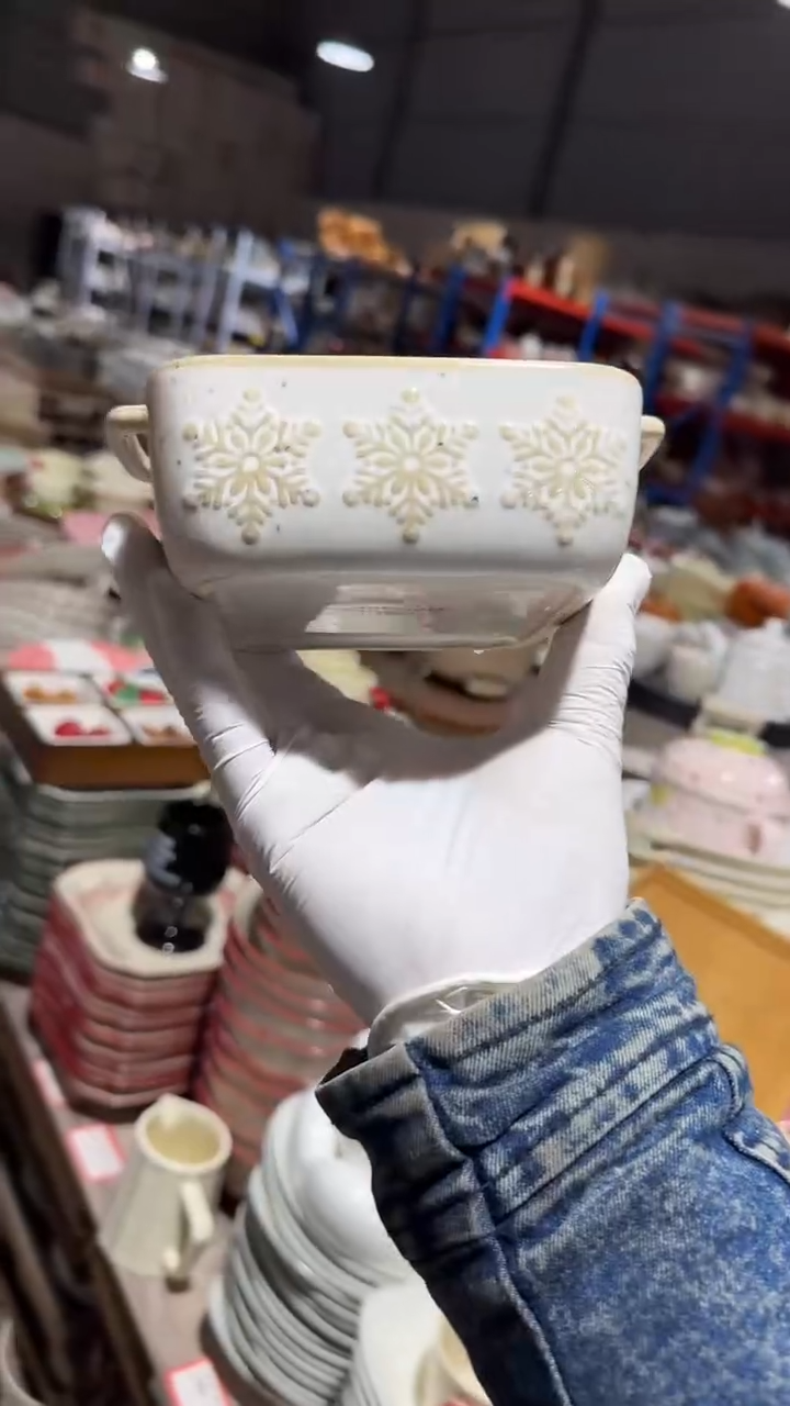 陶瓷浮雕四方双耳 微瑕凑满20元包邮