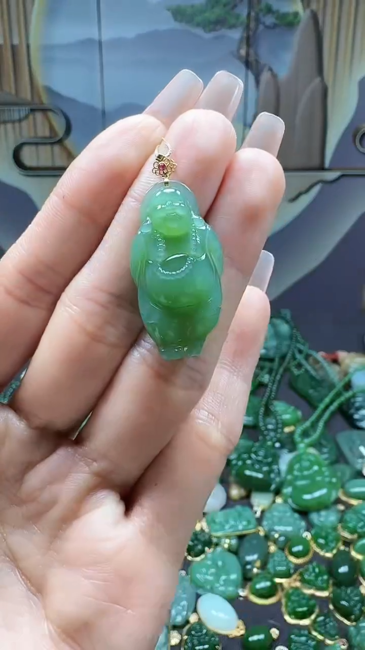【闪购商品】和田玉挂件18K金镶嵌1