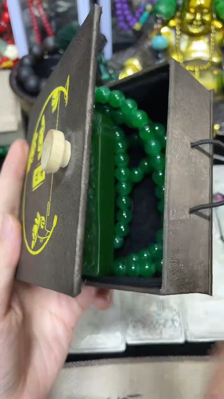 摆件主播推荐如图所示