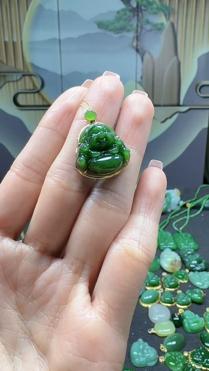 【闪购商品】和田玉挂件18K金镶嵌1