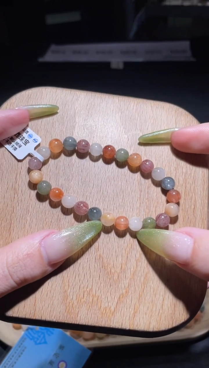 【闪购商品】水晶手链未镶嵌181号多样性发货一V 7+