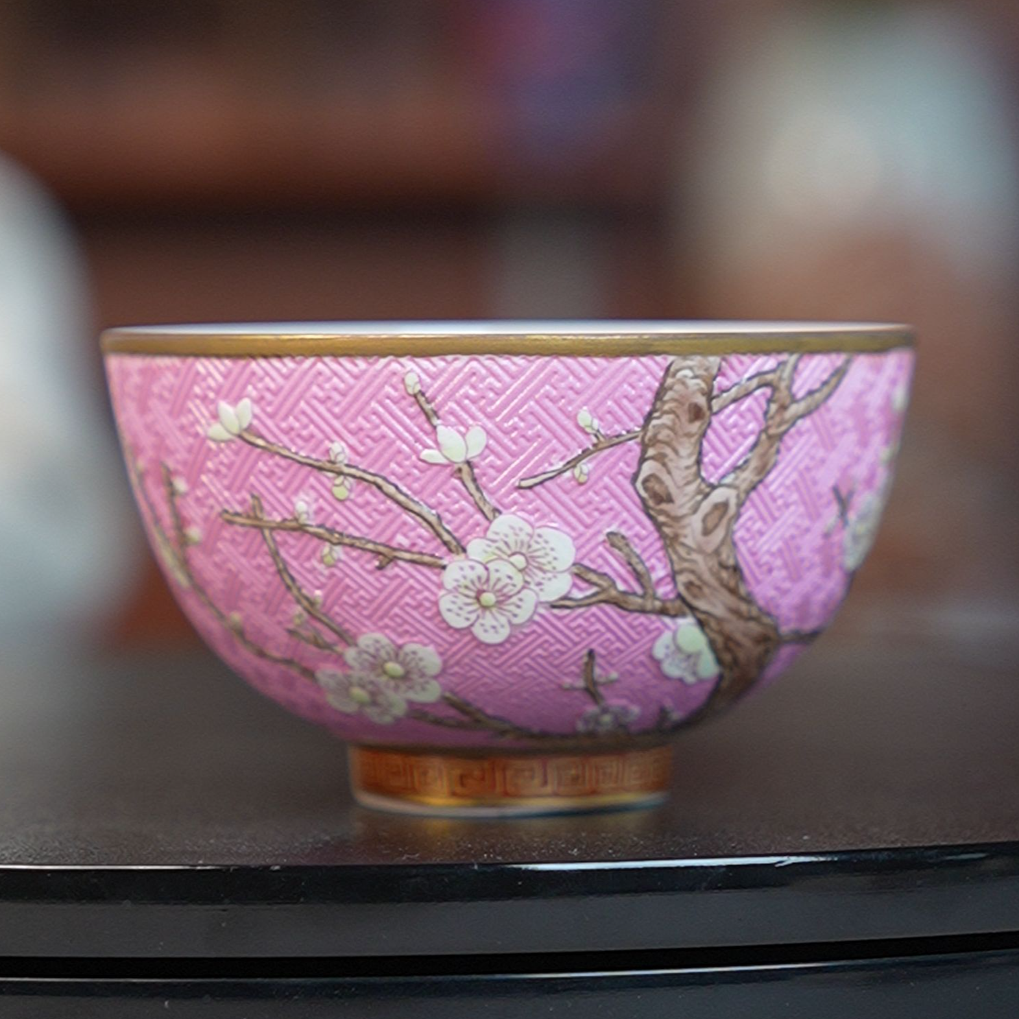 12.24/hpy00015/粉色雕刻梅花主人杯