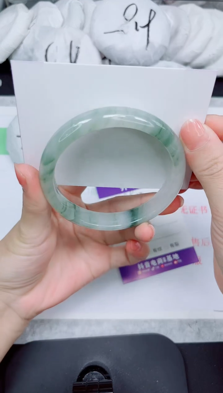 石英质玉手镯未镶嵌99-62