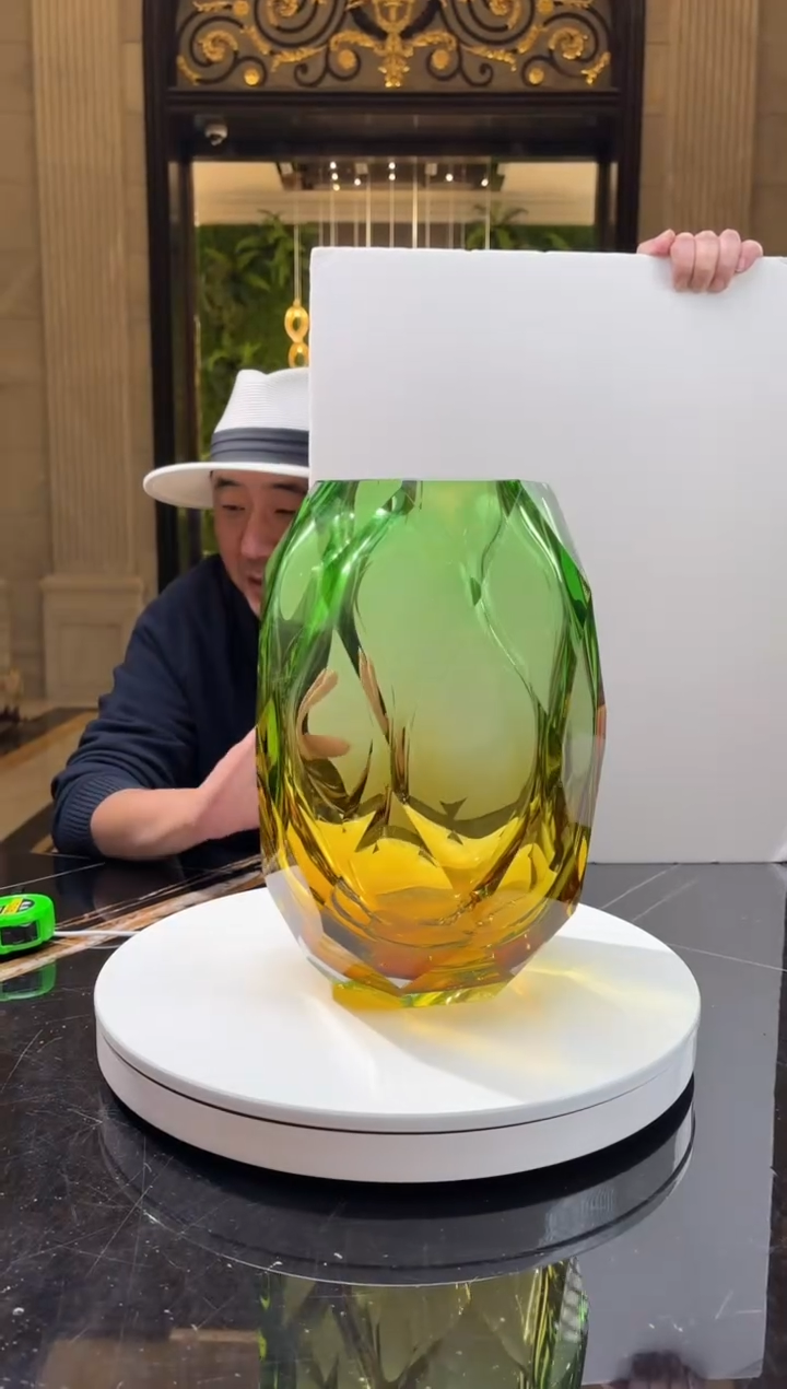 【闪购商品】摆件AJ05015茶金色配绿色山峰花器