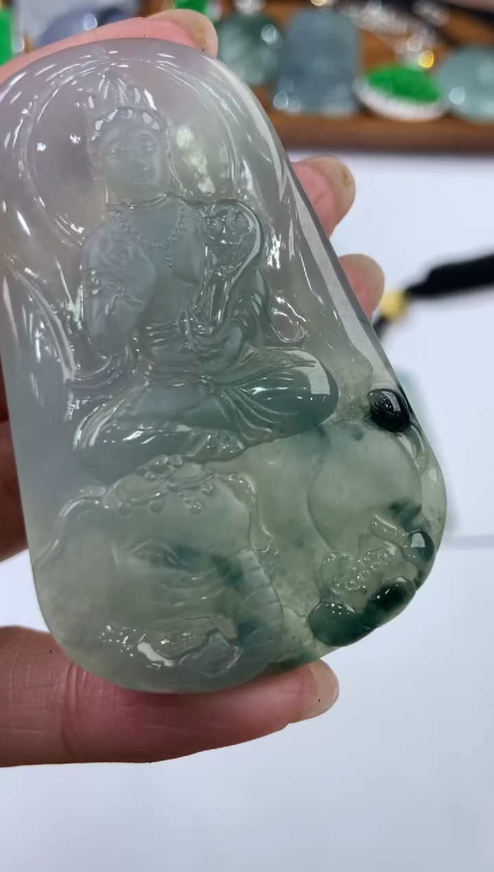 【闪购商品】翡翠未镶嵌颈饰2206943