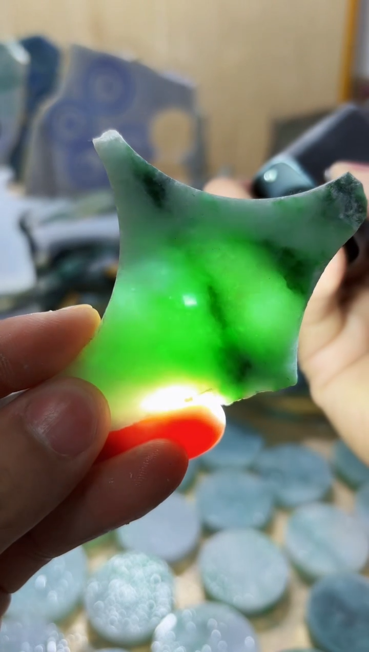 【闪购商品】翡翠颈饰未镶嵌A货闯文2429