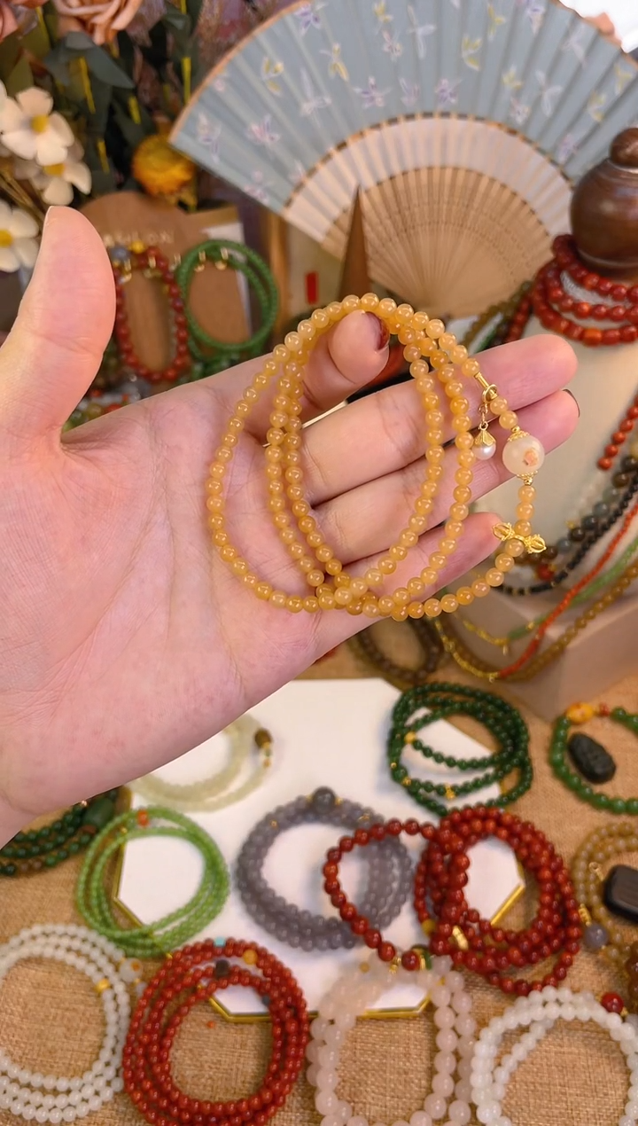 【闪购商品】和田玉三圈18K金镶嵌糖玉