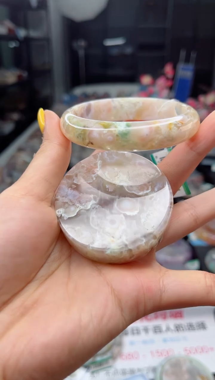 石英质玉未镶嵌手镯55圈口（赠送镯心）6321714