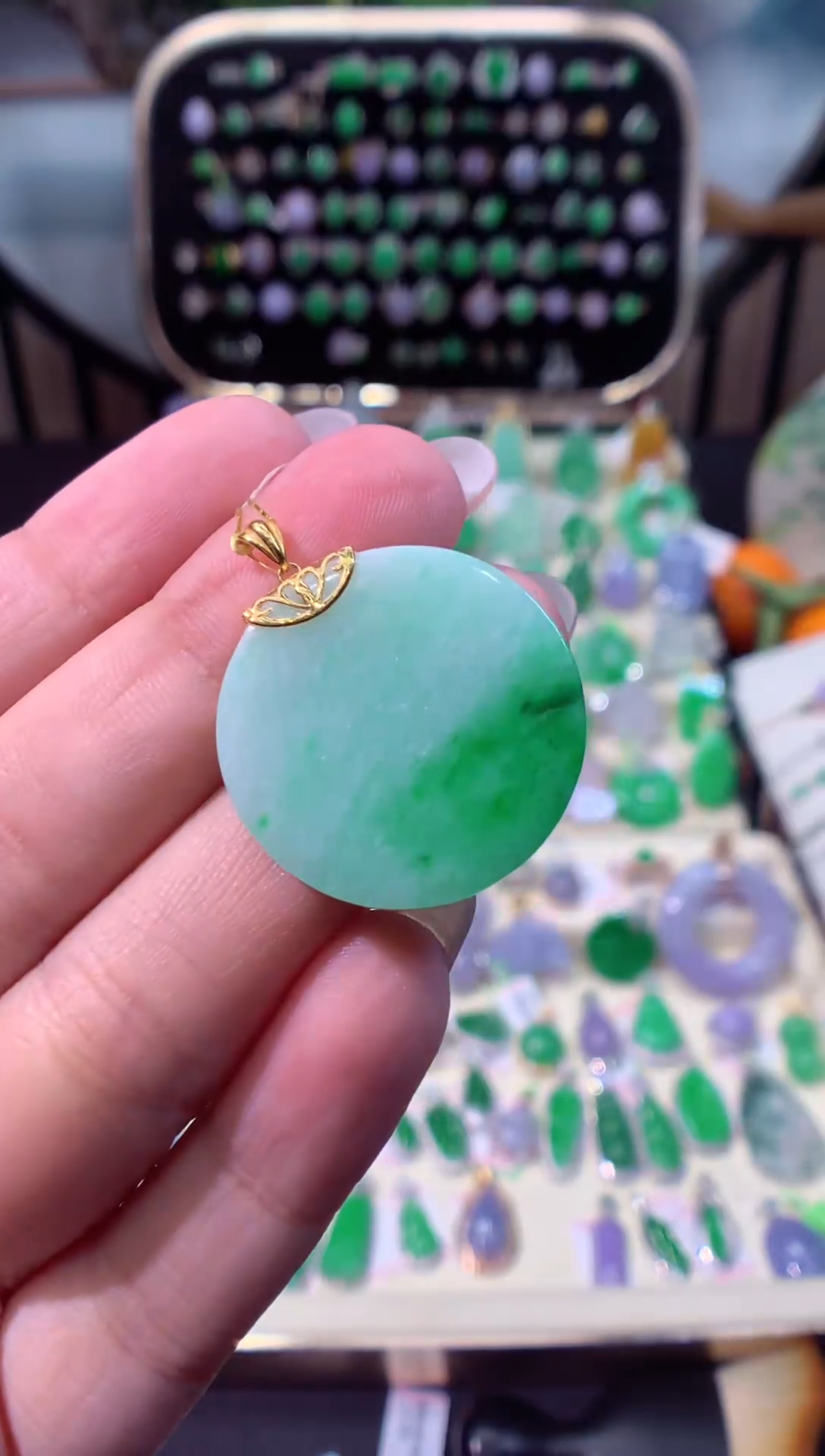 【闪购商品】翡翠颈饰18K金镶嵌缅甸天然A货翡翠