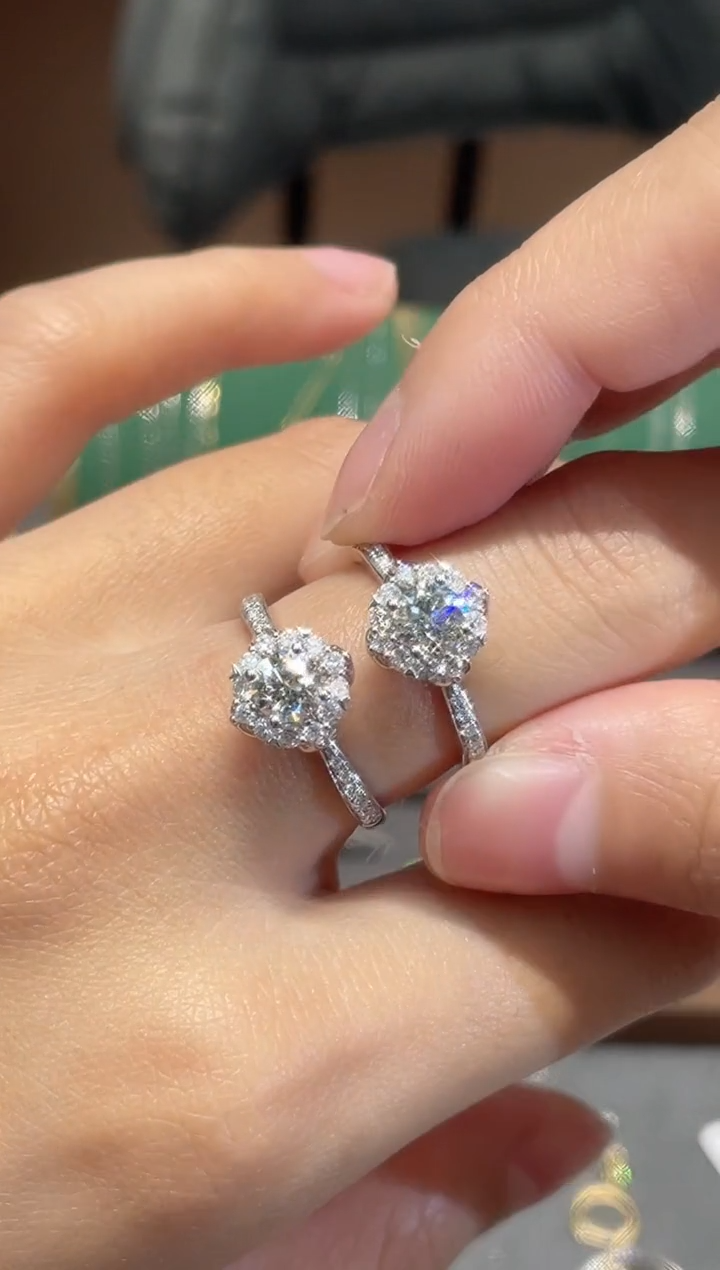 【闪购商品】戒指18K金镶嵌钻石X灿若星辰钻石戒指多样性发一