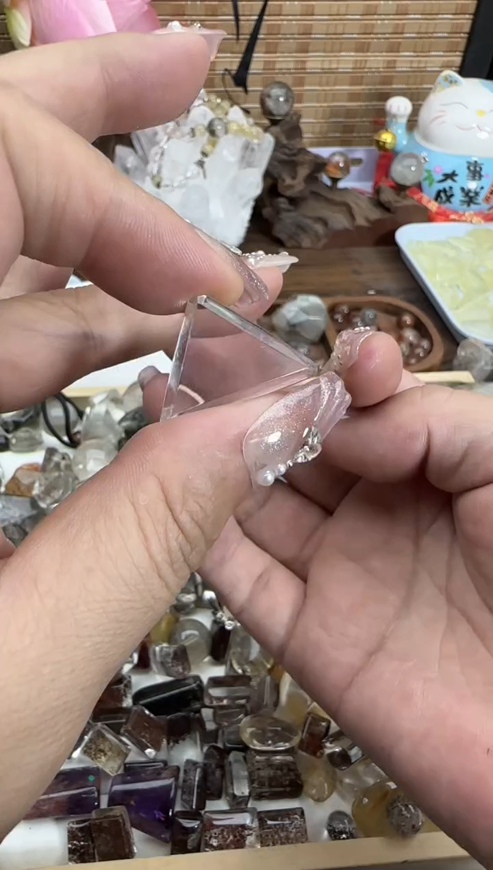 未镶嵌颈饰水晶0000000046