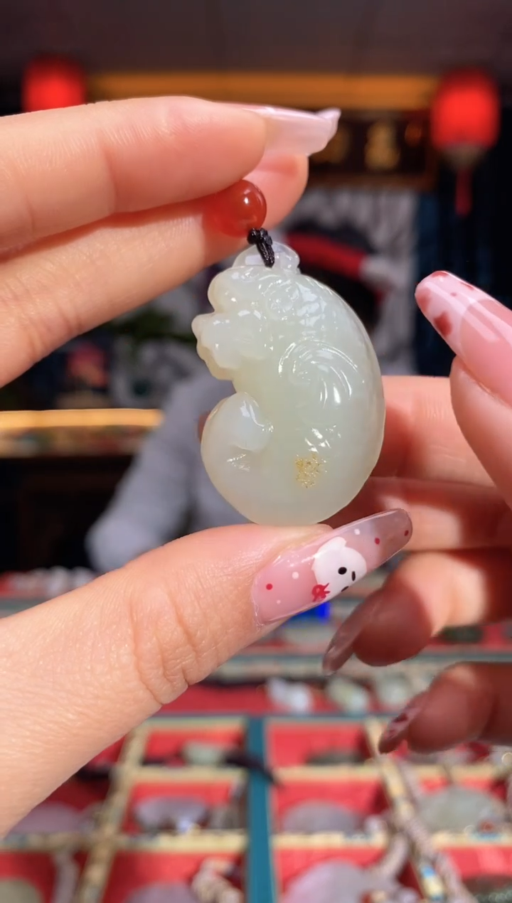 【闪购商品】和田玉颈饰未镶嵌鱼化龙