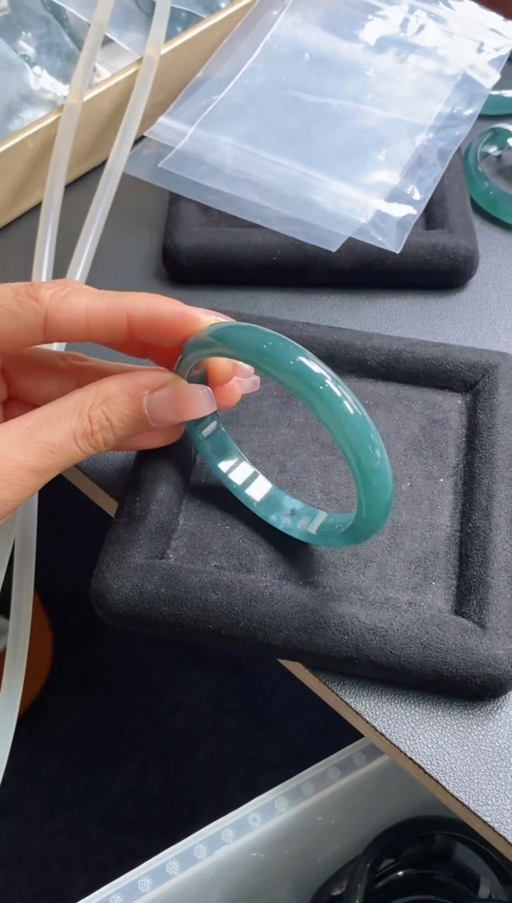 【闪购商品】翡翠颈饰未镶嵌0414576133