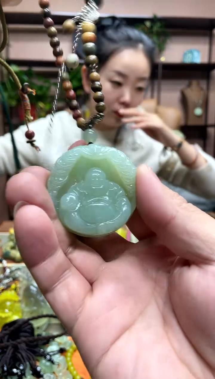 未镶嵌岫玉吊坠·