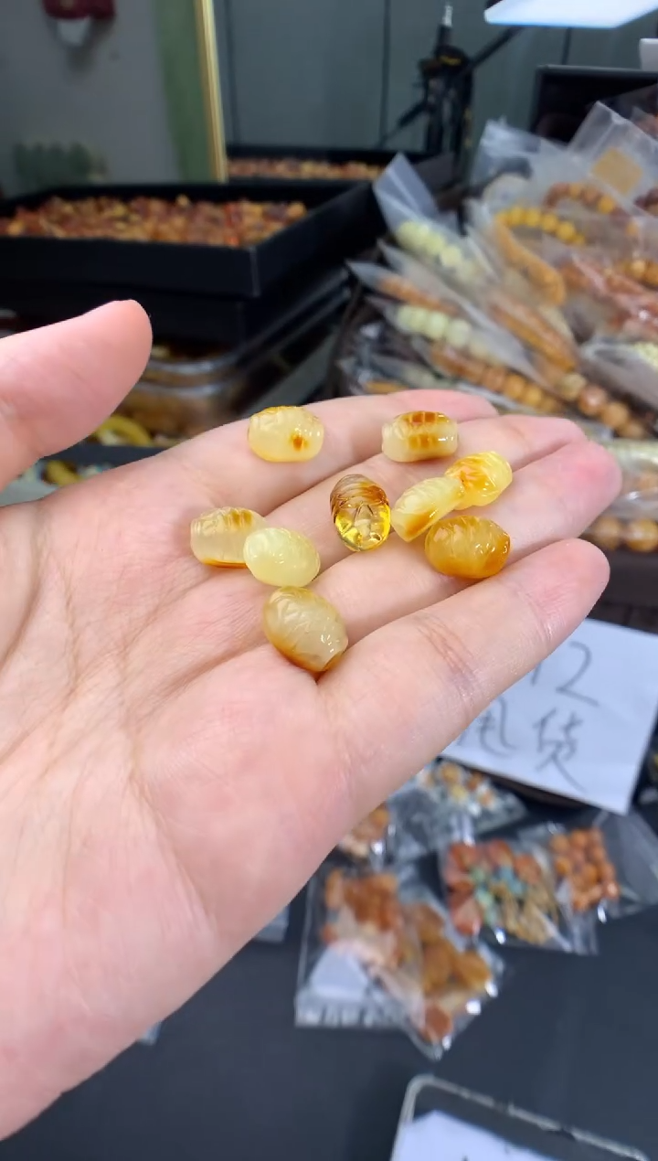 琥珀未镶嵌珠宝奇石多样性发一件