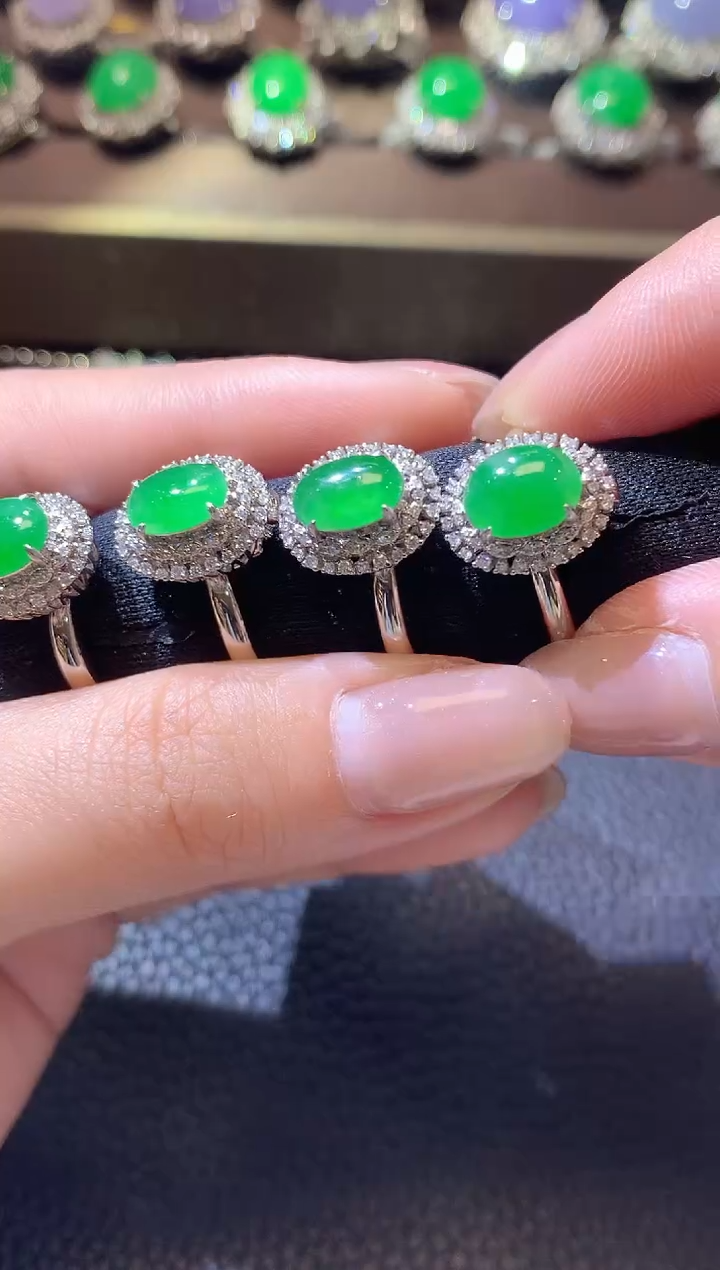 【闪购商品】翡翠戒指18K金镶嵌A4多样性发一件