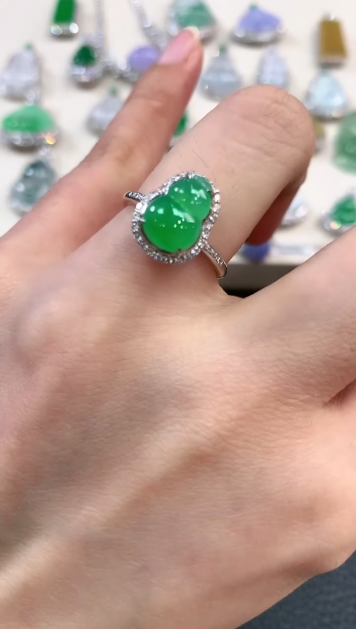 【闪购商品】翡翠戒指18K金镶嵌b80      1