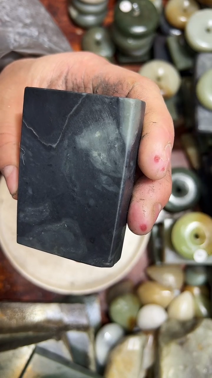 未镶嵌和田玉珠宝半成品1