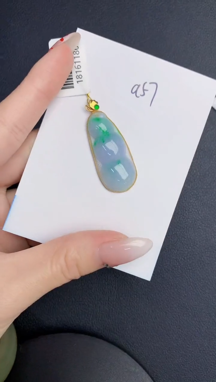 【闪购商品】翡翠颈饰18K金镶嵌0000000000