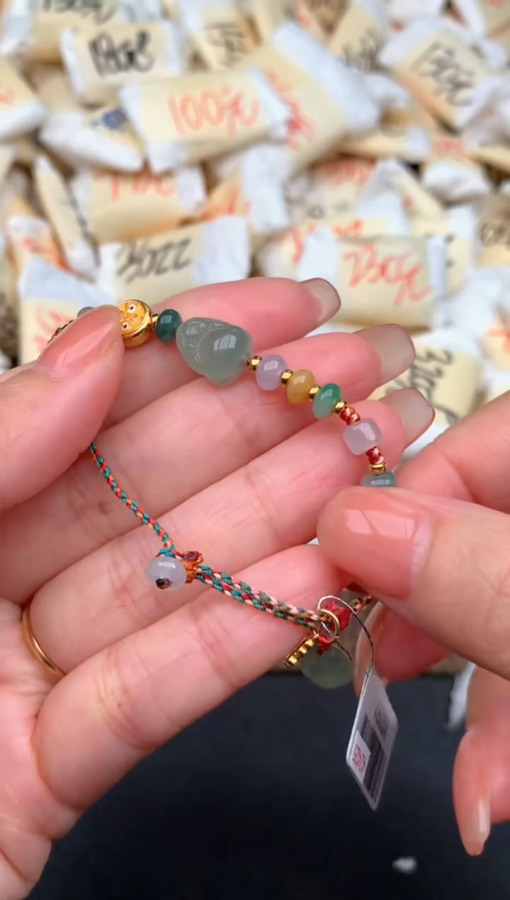 18K金镶嵌挂件翡翠可备注生肖