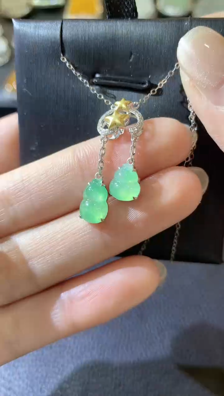 【闪购商品】翡翠套链18K金镶嵌D15翡翠