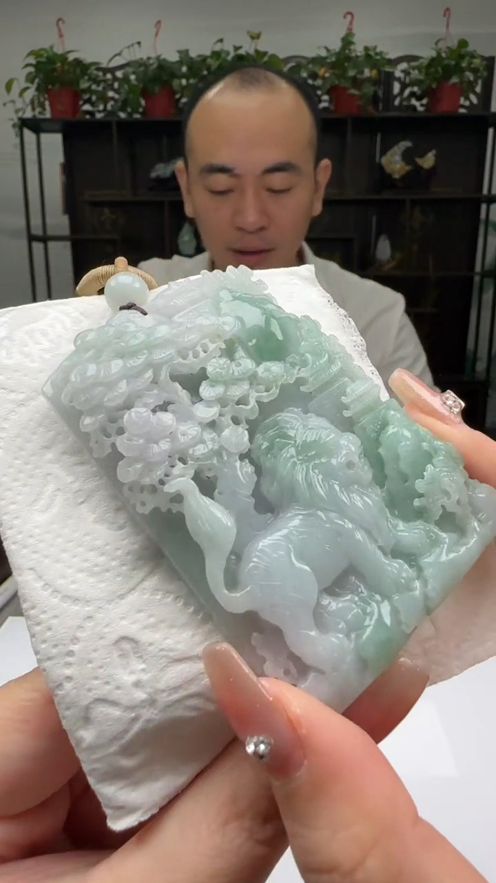 【闪购商品】翡翠颈饰未镶嵌天然翡翠A货吊坠