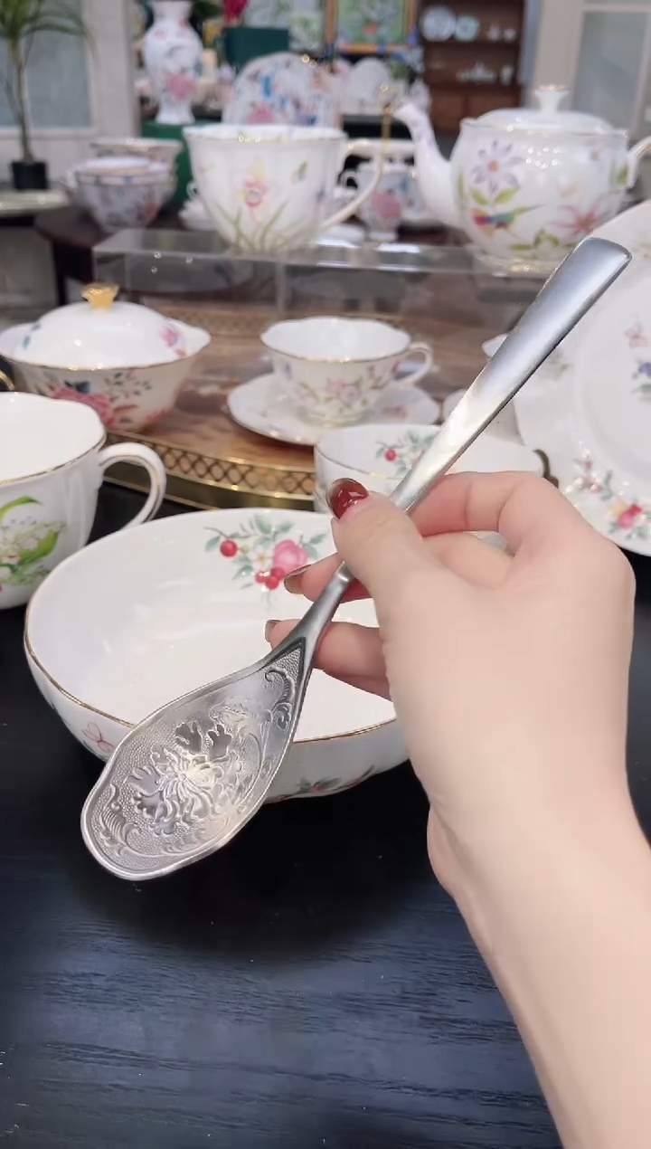 18-10不锈钢牡丹勺            