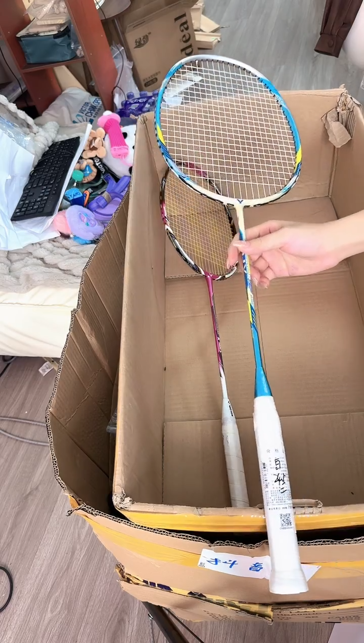 威克多正品微瑕 30  nv7sp
