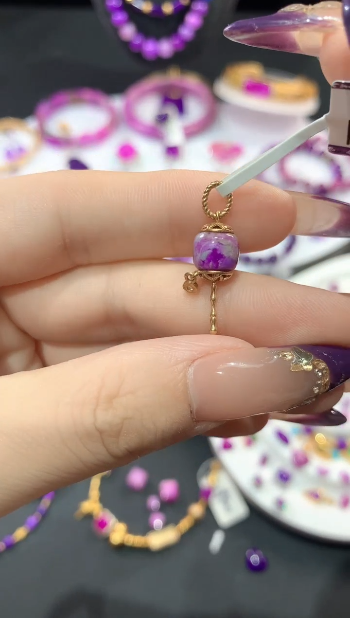 苏纪石（舒俱来）18K金镶嵌.吊坠