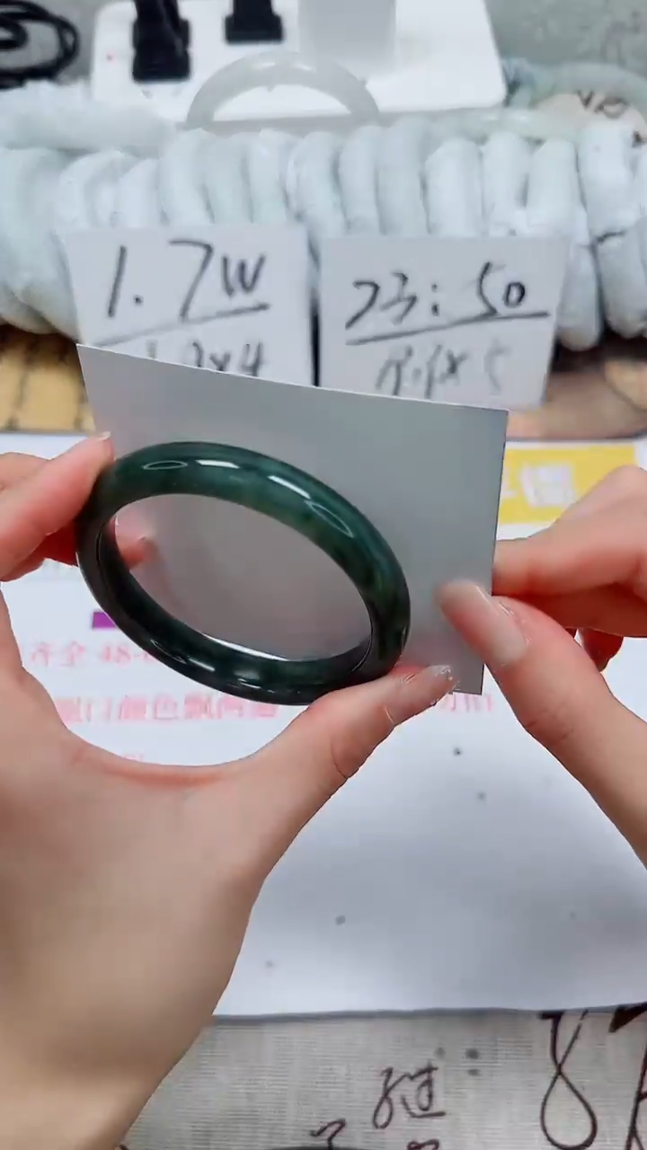 【闪购商品】石英质玉手镯未镶嵌k141-58