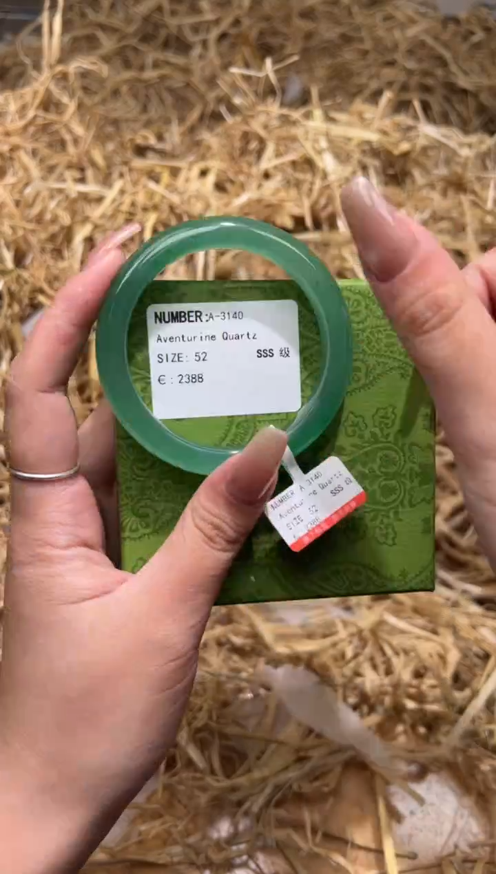 未镶嵌手镯石英质玉A3140LV