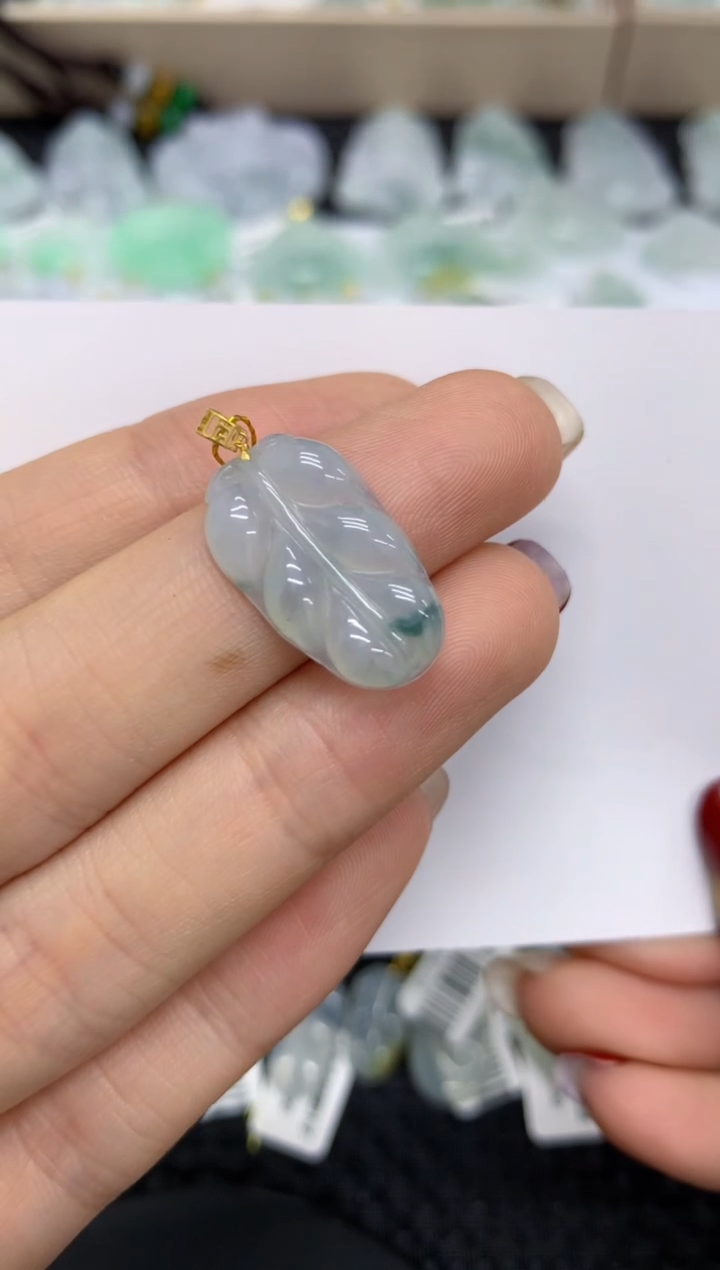 【闪购商品】翡翠颈饰18K金镶嵌11111111111