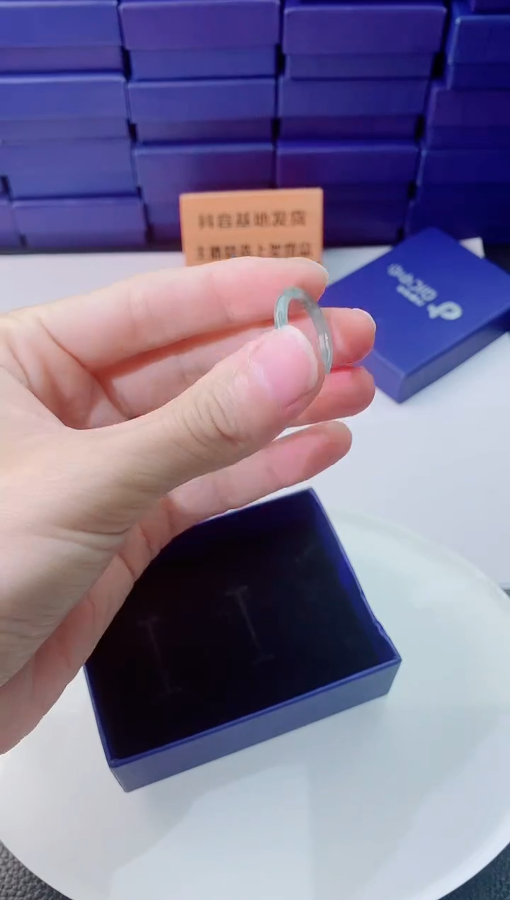 翡翠未镶嵌颈饰1111111111