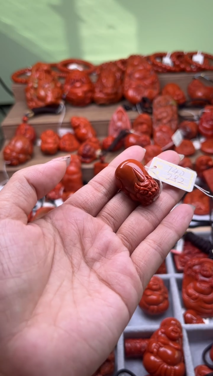 【闪购商品】南红玛瑙珠宝奇石未镶嵌740