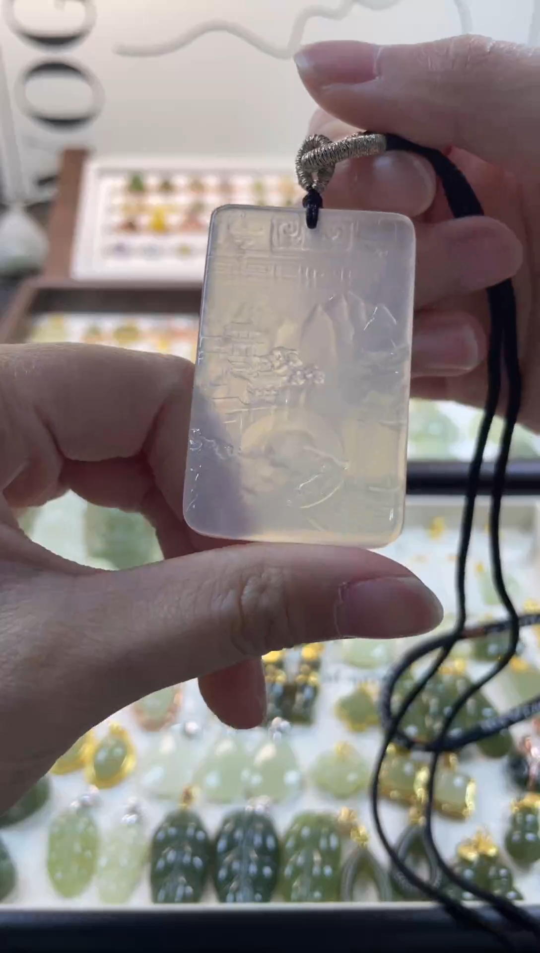 未镶嵌吊坠(不含链)玛瑙/玉髓山水牌带有绳子