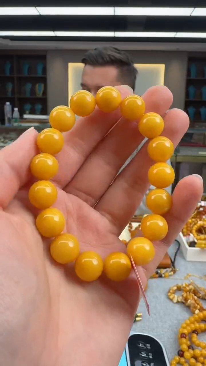 【闪购商品】琥珀手串未镶嵌秒拍号163