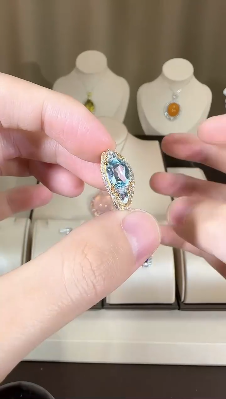 【闪购商品】托帕石戒指银S925镶嵌设计款9*7mm