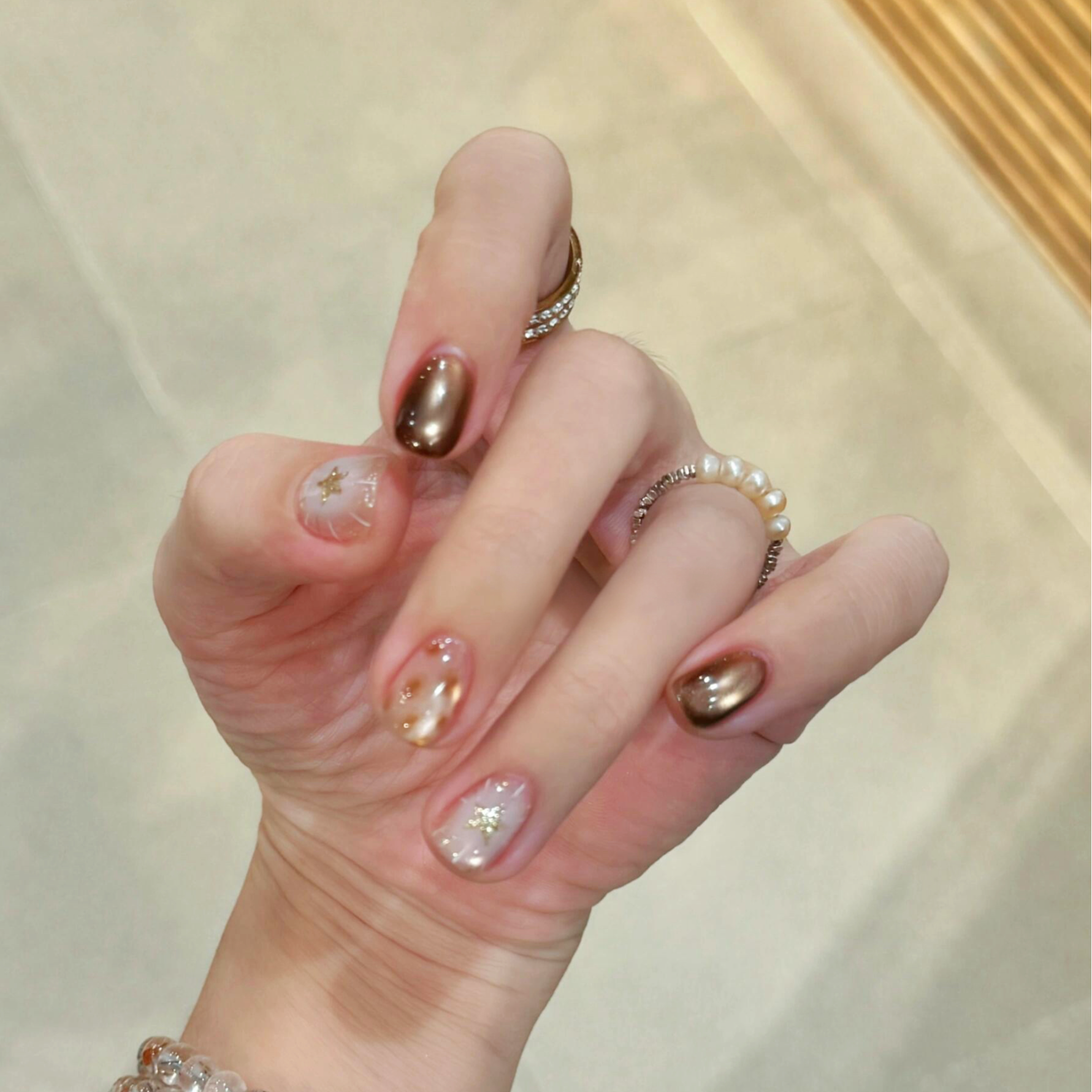 Nice SoSo【星语梦玲】纯手工穿戴甲纯欲手绘猫眼跳色渐变显白小众