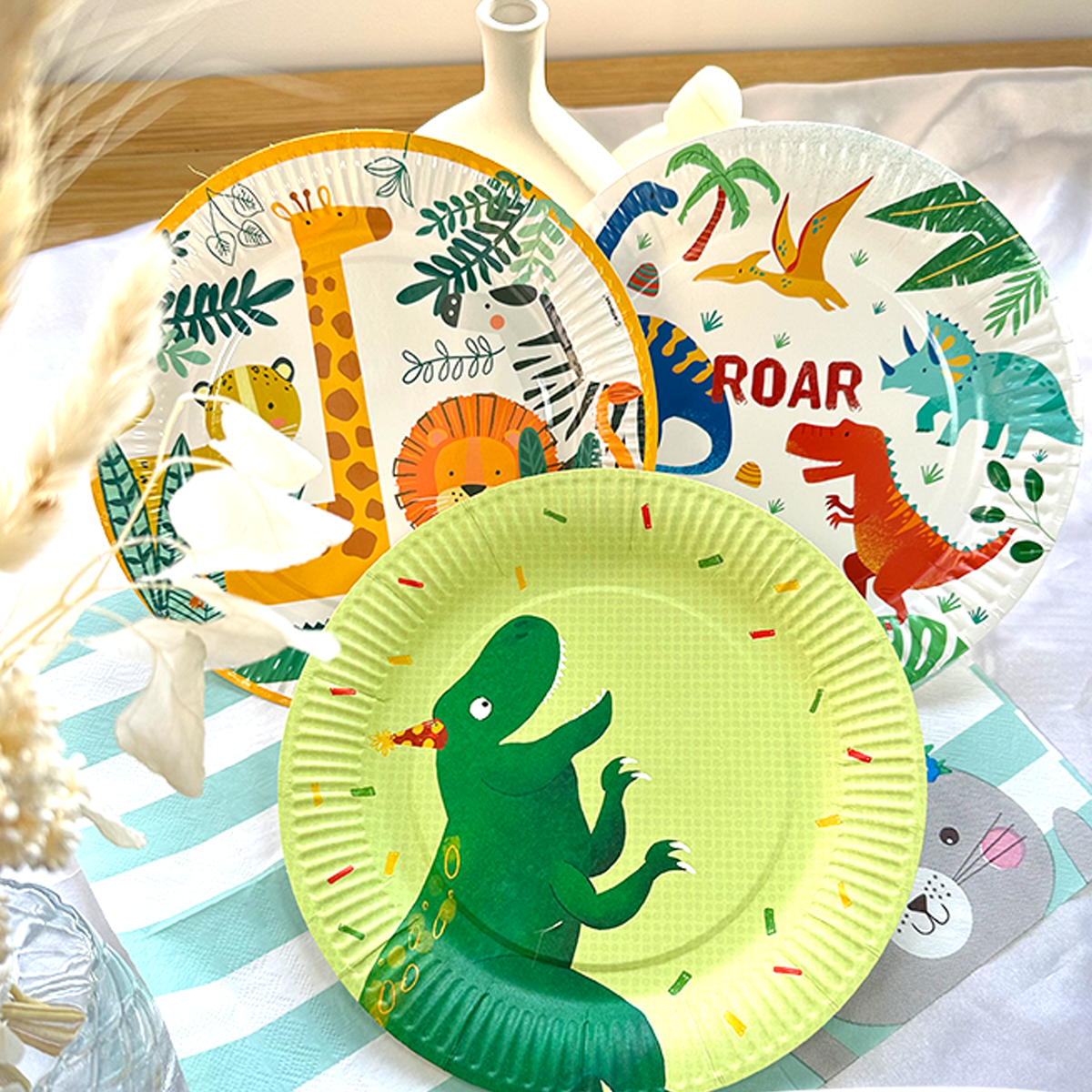 儿童节一次性纸盘家用节日野餐六一垃圾盘露营碟餐盘蛋糕生日可爱