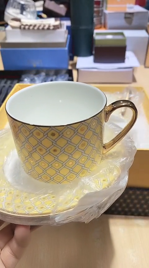 瓷片全场正品,一件不留@@1